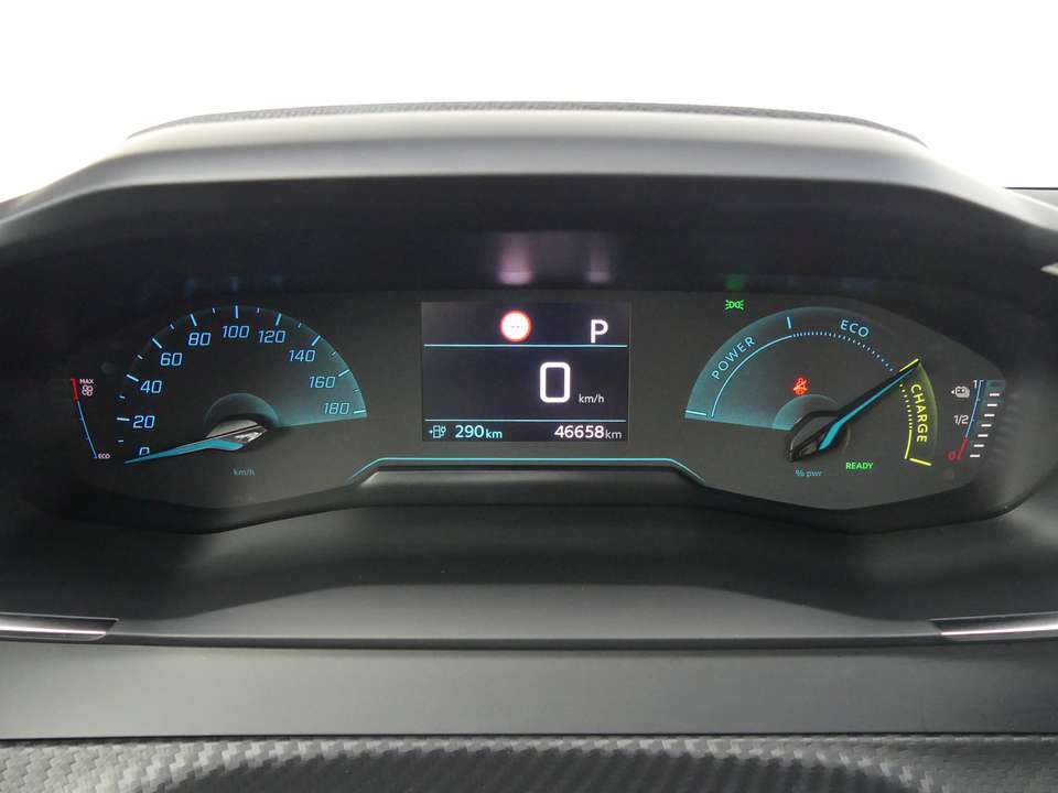 Peugeot e-208 - Imagem 15
