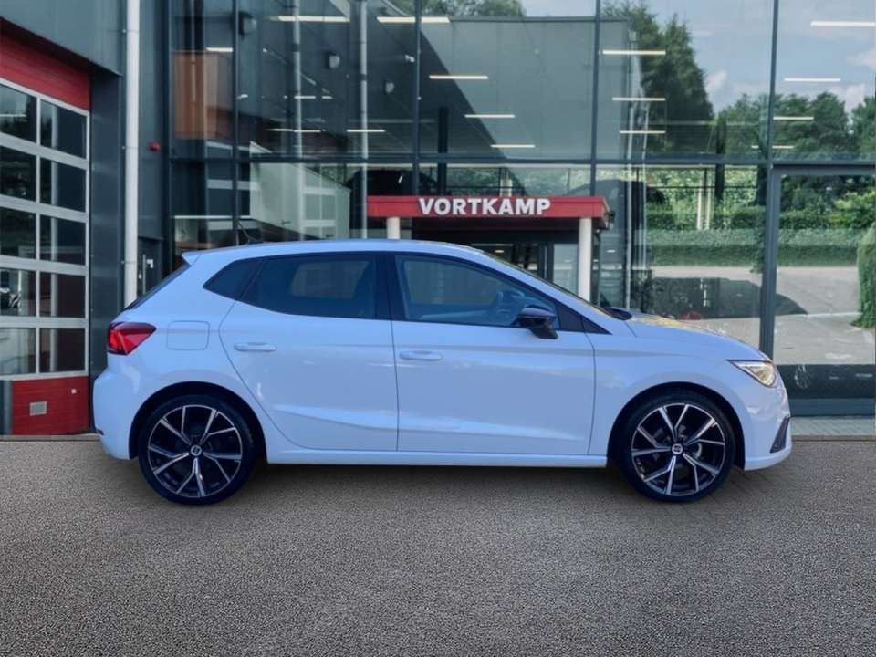 SEAT Ibiza - Imagem 4