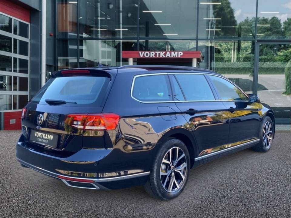 Volkswagen Passat Variant - Imagem 5