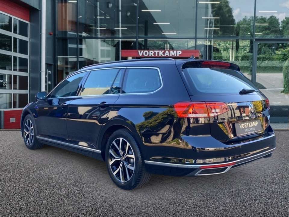 Volkswagen Passat Variant - Imagem 7
