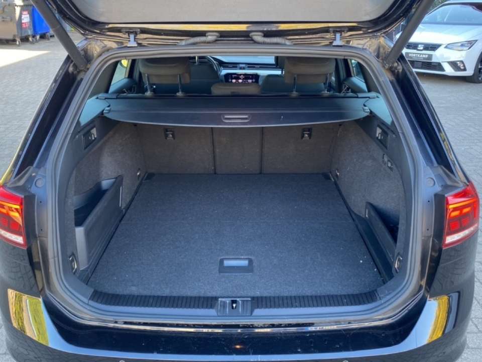 Volkswagen Passat Variant - Imagem 10