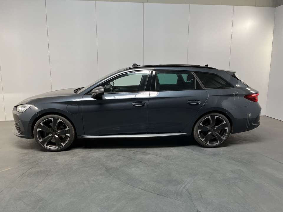 CUPRA Leon - Imagem 2