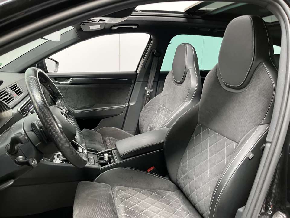 Skoda Superb - Imagem 7
