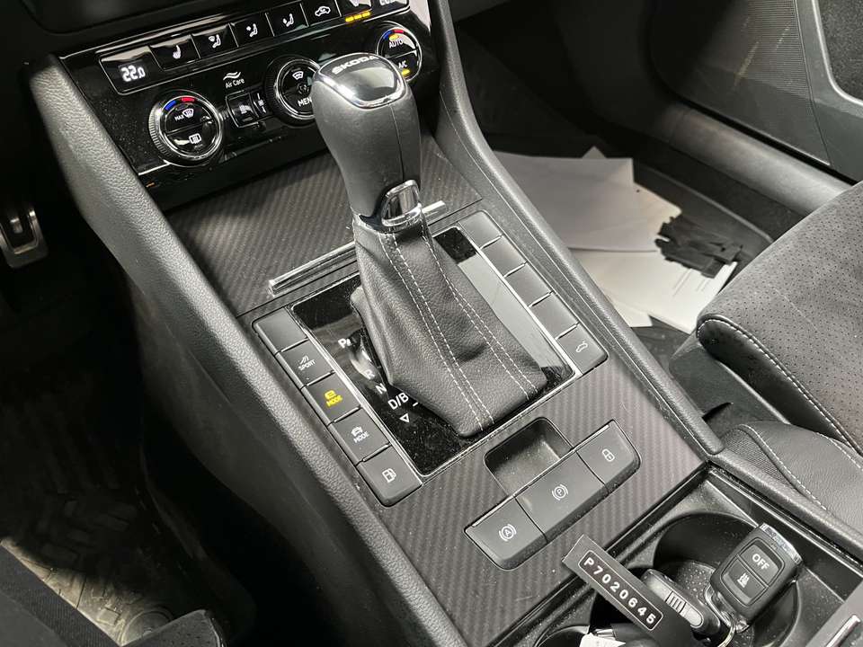 Skoda Superb - Imagem 9