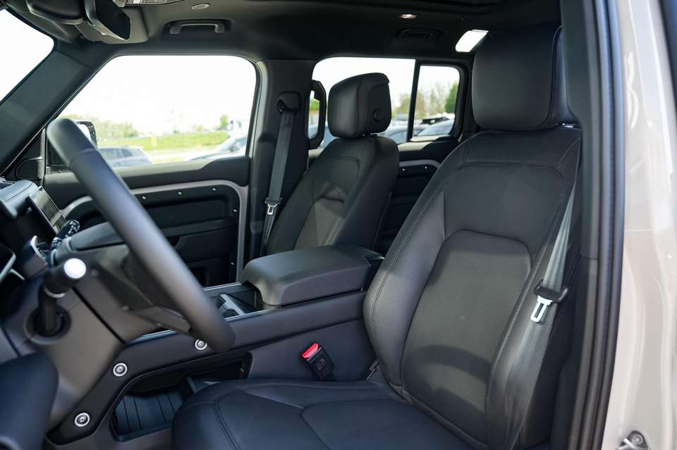 Land Rover Defender - Imagem 6