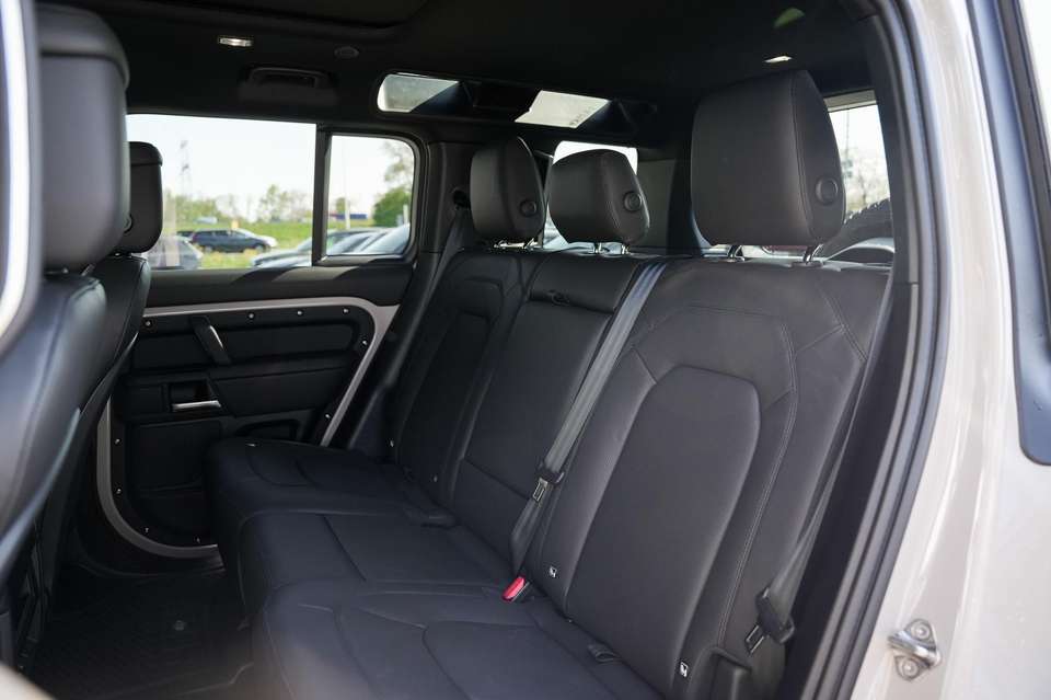 Land Rover Defender - Imagem 19