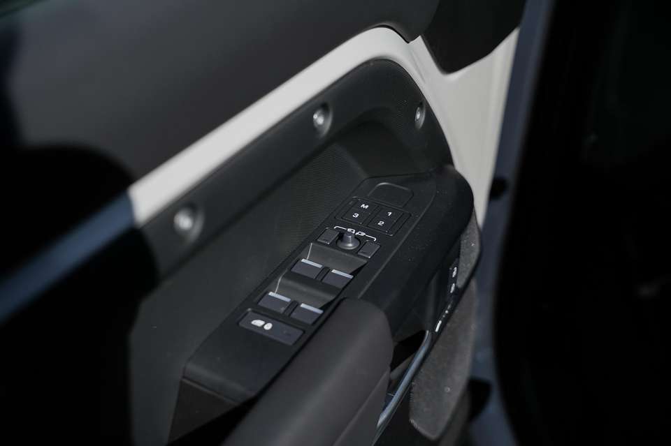 Land Rover Defender - Imagem 20