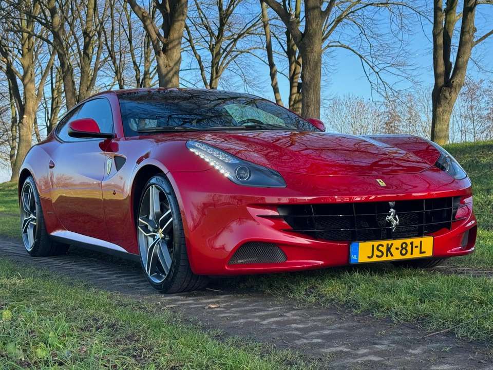 Ferrari FF - Imagem 3