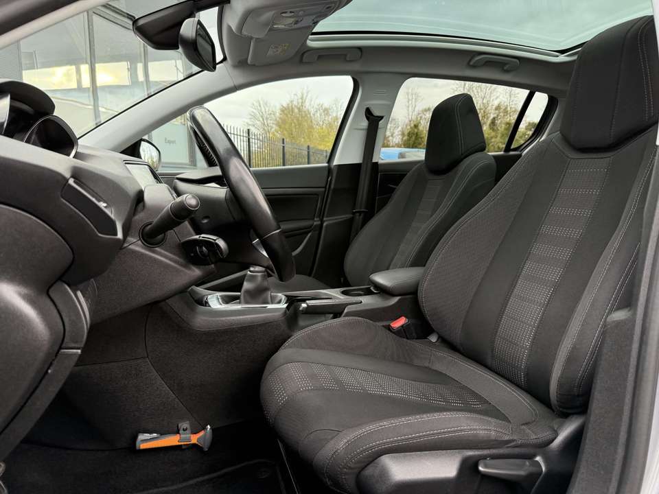 Peugeot 308 - Imagem 7