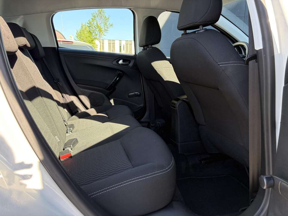 Peugeot 208 - Imagem 10