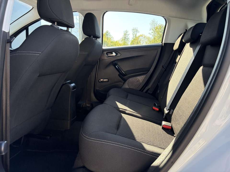 Peugeot 208 - Imagem 11