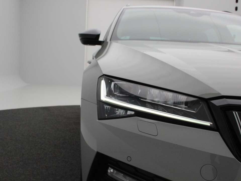 Car picture 9