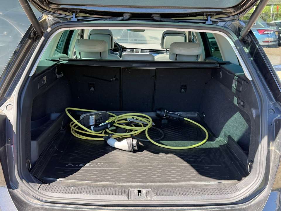 Volkswagen Passat Variant - Imagem 9