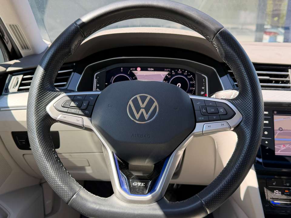 Volkswagen Passat Variant - Imagem 13