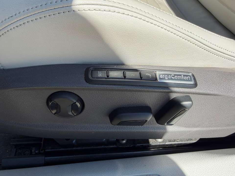 Volkswagen Passat Variant - Imagem 16