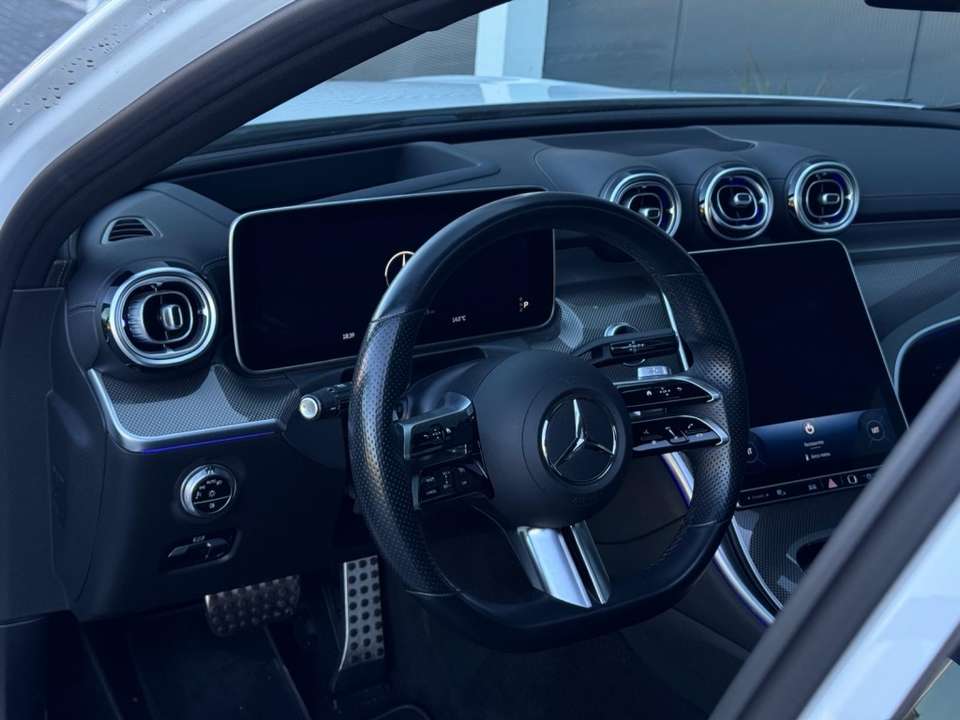 Mercedes-Benz C 180 - Imagem 15
