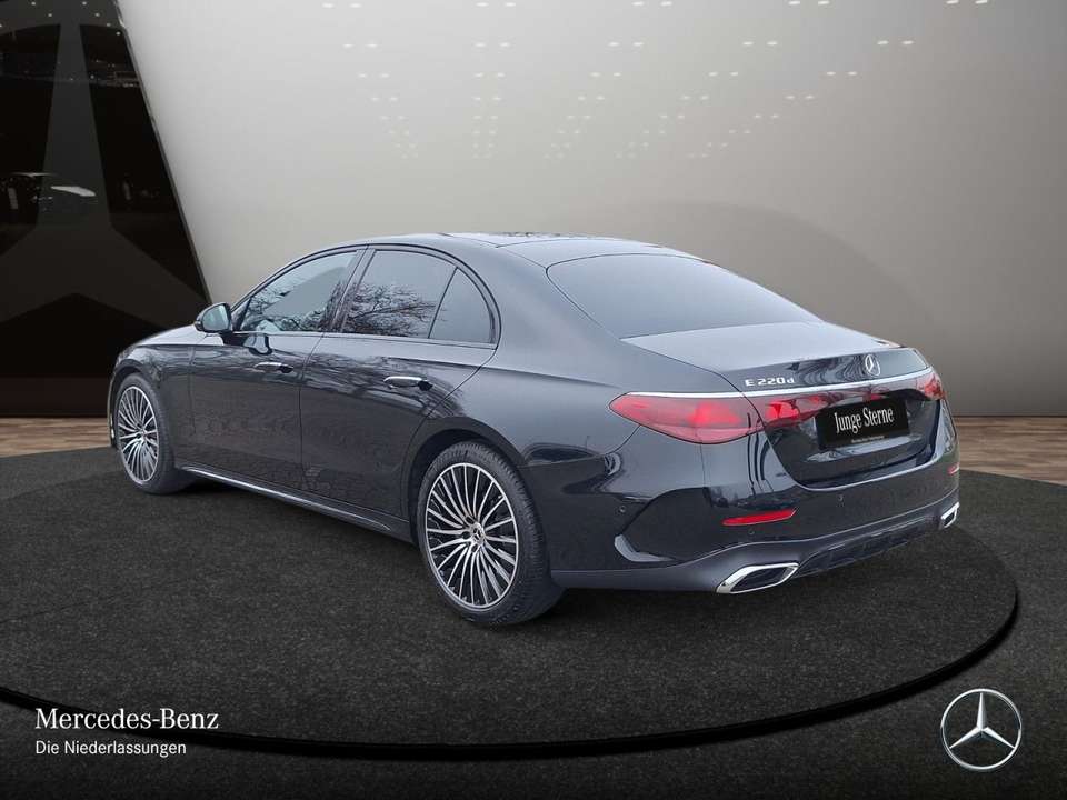 Mercedes-Benz E 220 - Imagem 10