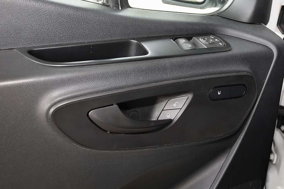 Mercedes-Benz Sprinter - Imagem 12