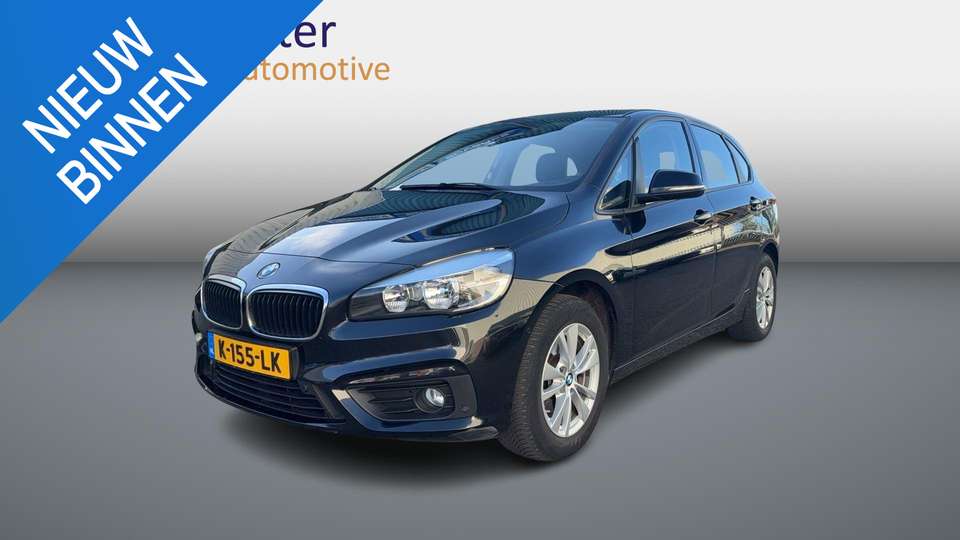 BMW 216 - Imagem 1