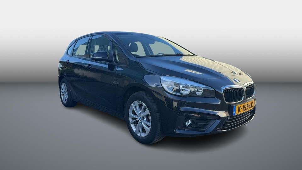 BMW 216 - Imagem 5
