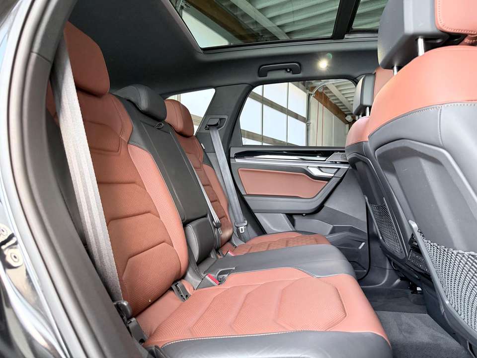 Volkswagen Touareg - Imagem 12