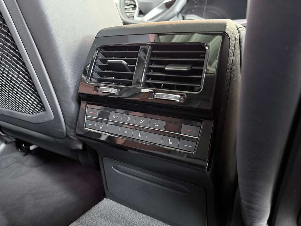 Volkswagen Touareg - Imagem 13