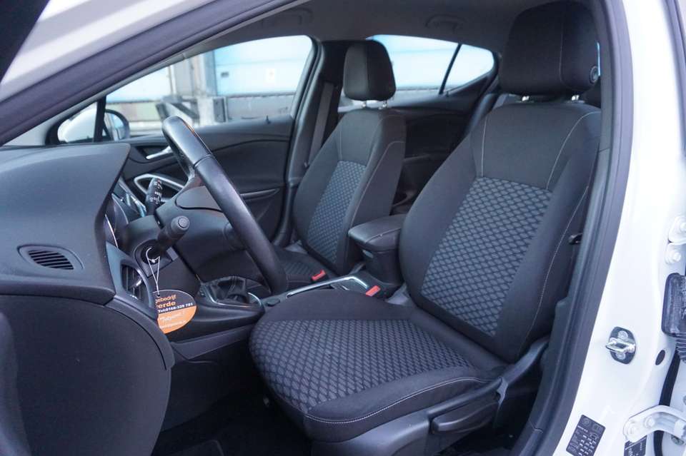 Opel Astra - Imagem 8