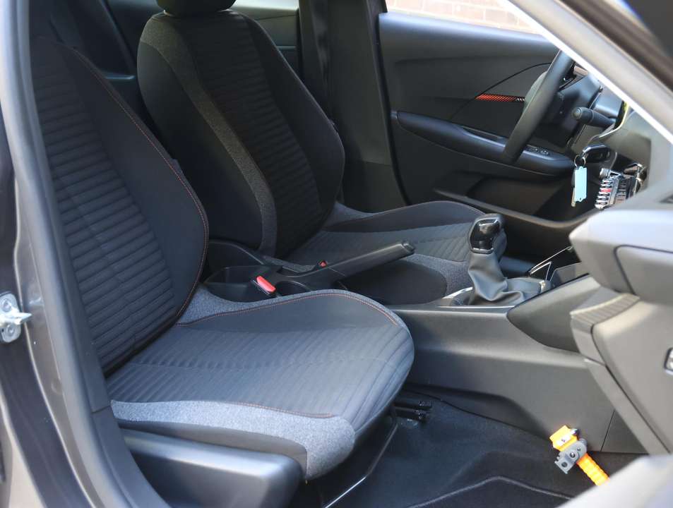 Peugeot 208 - Imagem 11