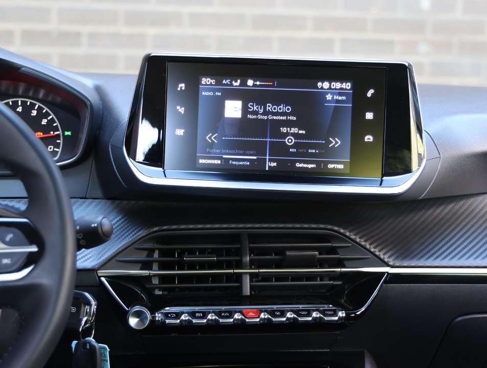 Peugeot 208 - Imagem 15