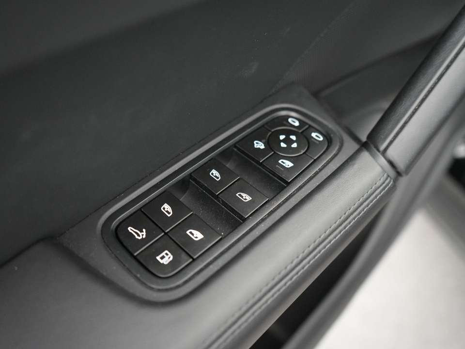 Porsche Cayenne - Imagem 15