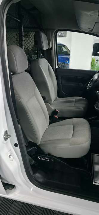 Renault Kangoo - Imagem 12