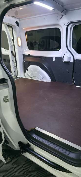Renault Kangoo - Imagem 20