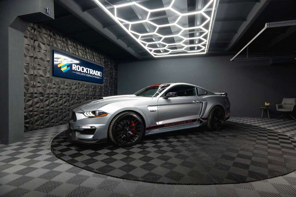 Ford Mustang - Imagem 2