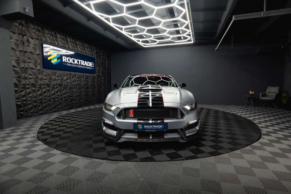 Ford Mustang - Imagem 3