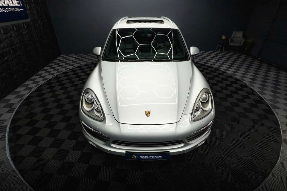 Porsche Cayenne - Imagem 6