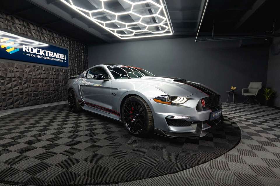 Ford Mustang - Imagem 7