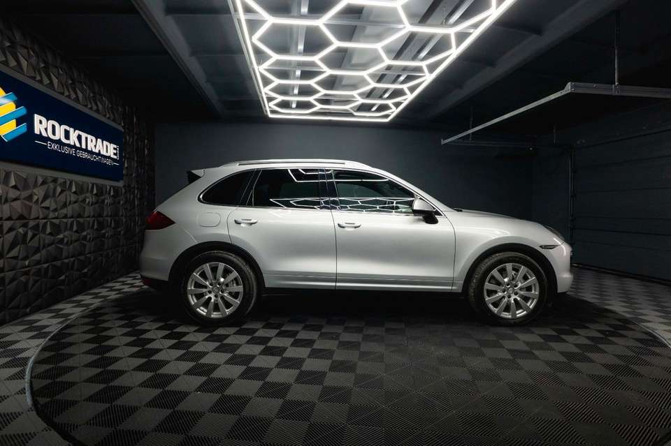 Porsche Cayenne - Imagem 11