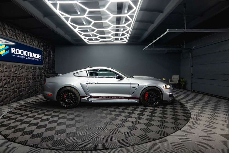 Ford Mustang - Imagem 9
