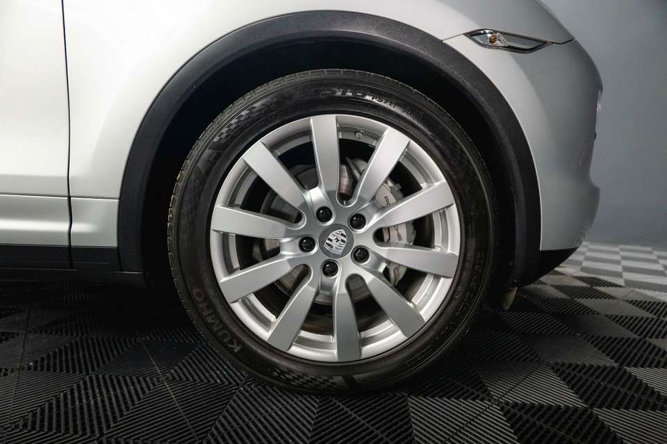 Porsche Cayenne - Imagem 14