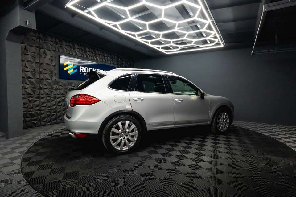 Porsche Cayenne - Imagem 15