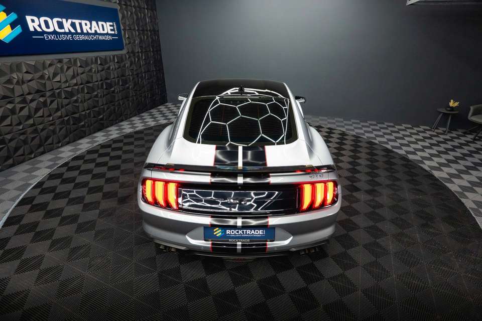 Ford Mustang - Imagem 15