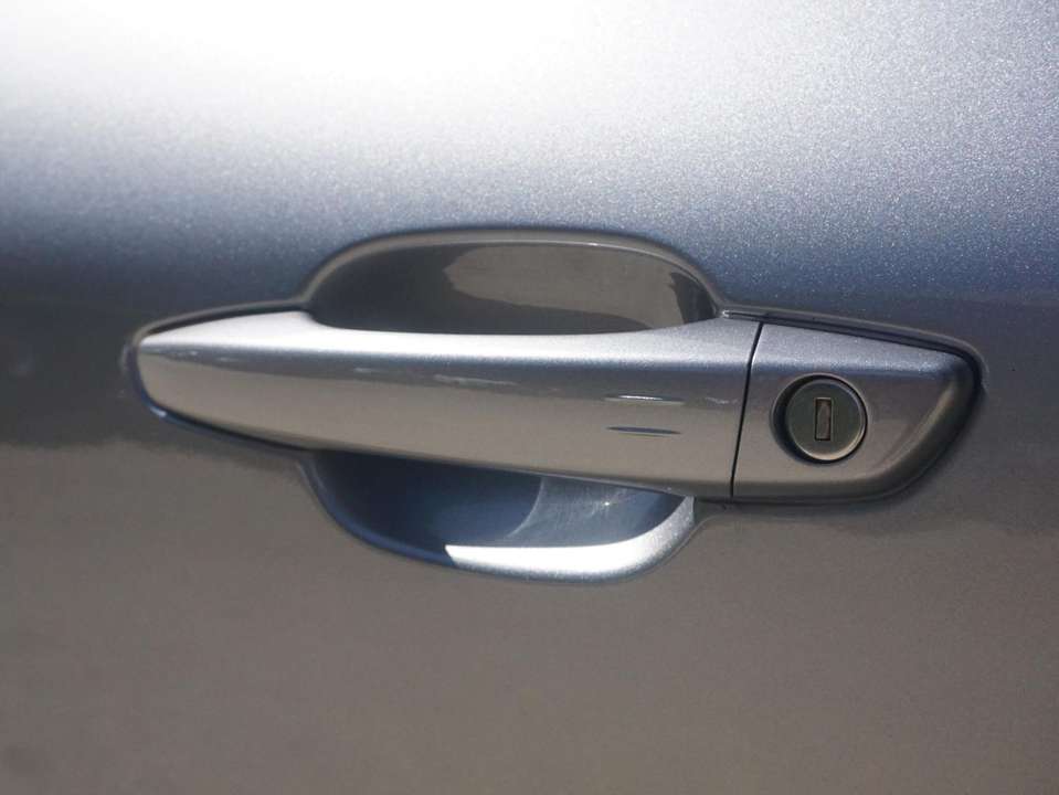 Opel Mokka-E - Imagem 8