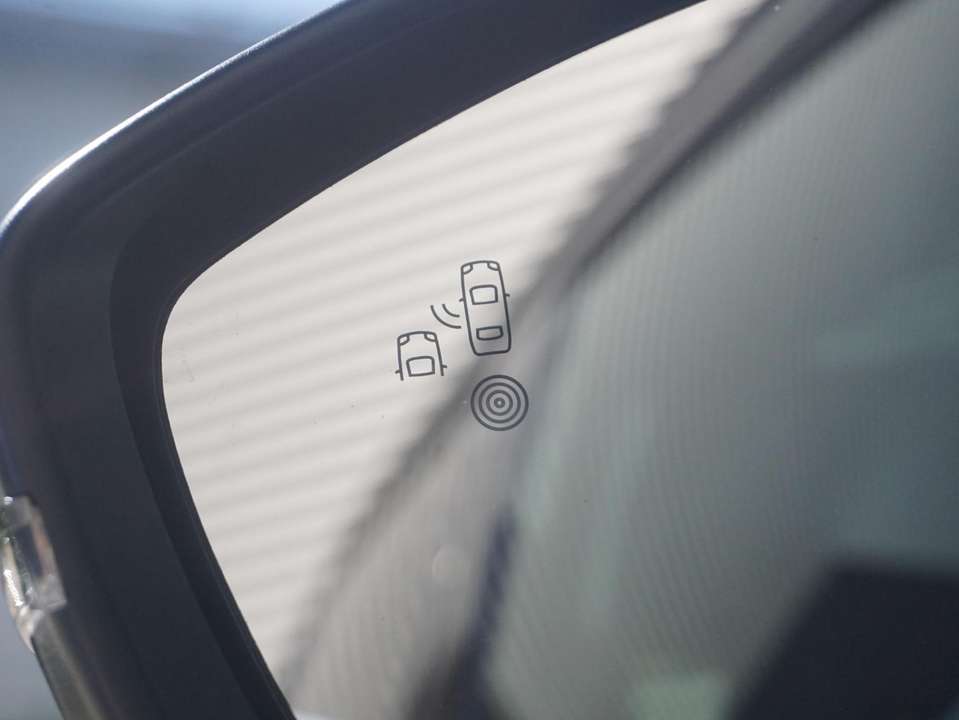 Peugeot e-2008 - Imagem 9