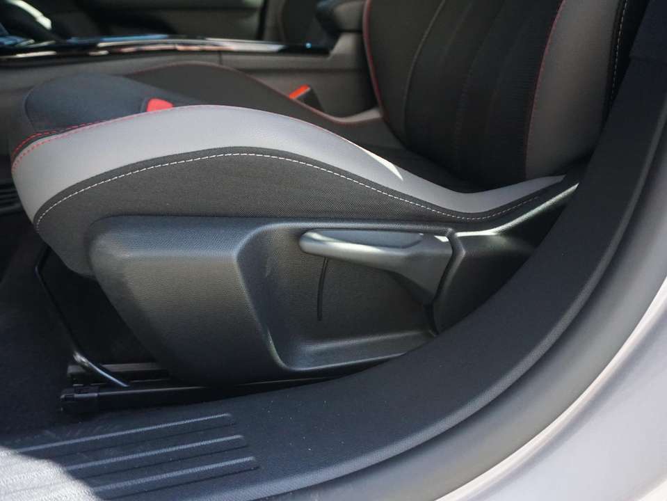 Opel Mokka-E - Imagem 11