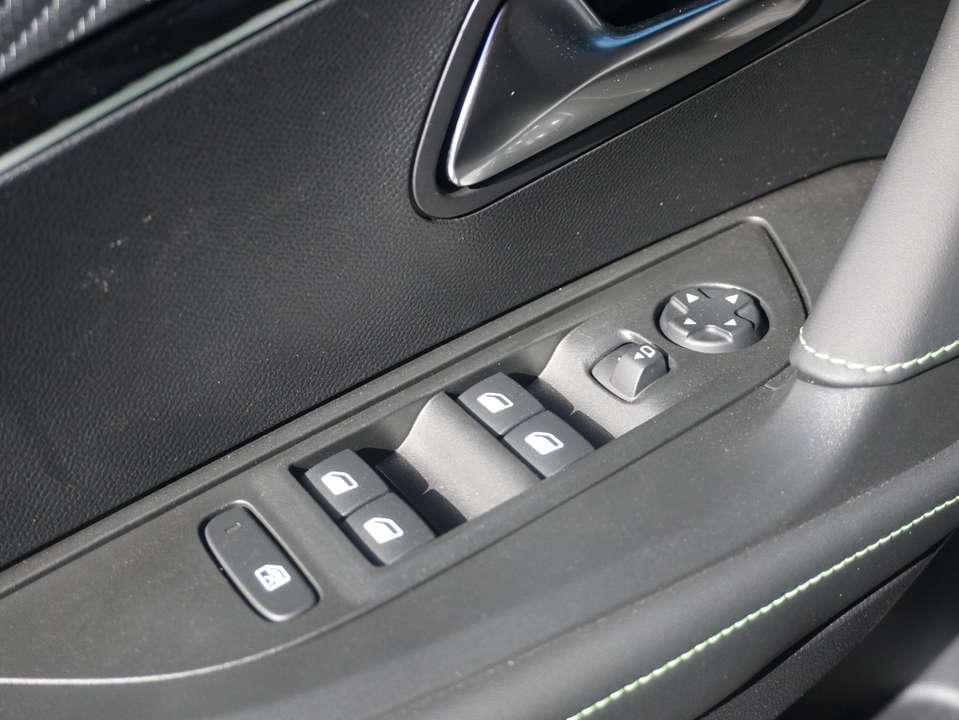 Peugeot 2008 - Imagem 14