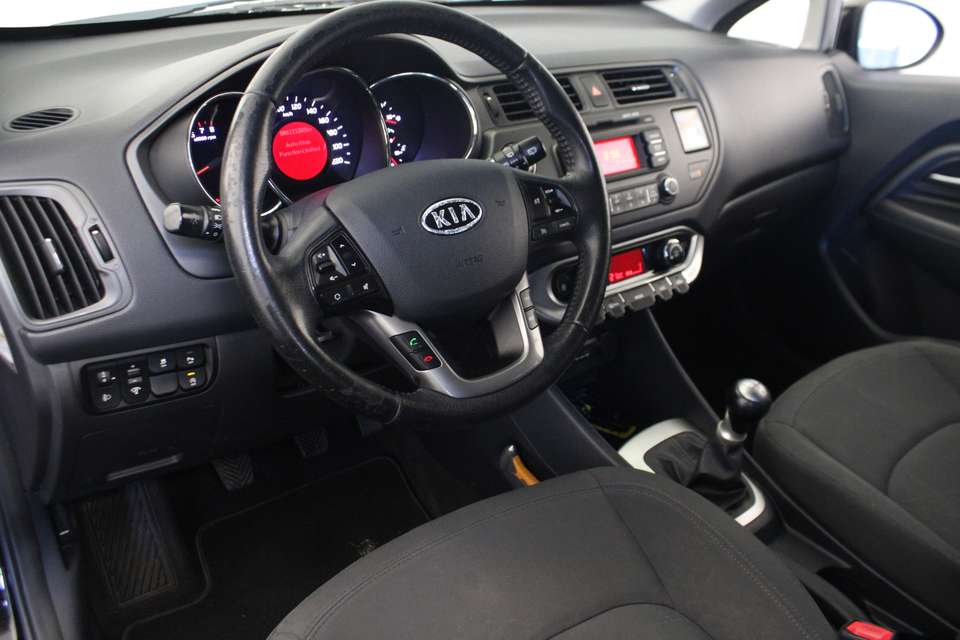 Kia Rio - Imagem 8