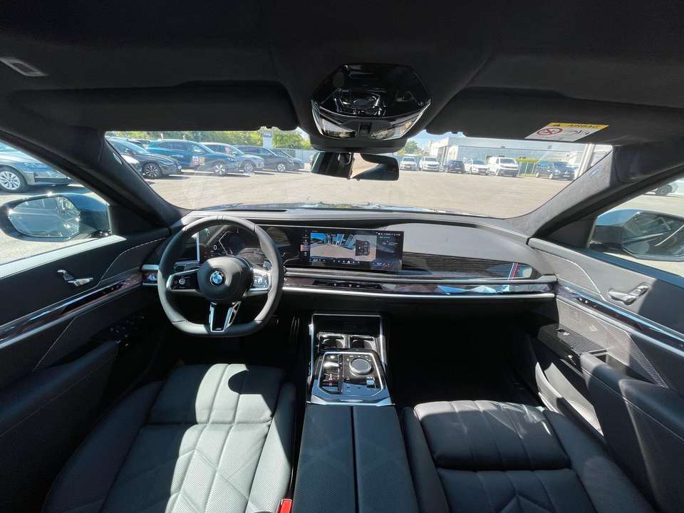 BMW 740 - Imagem 10