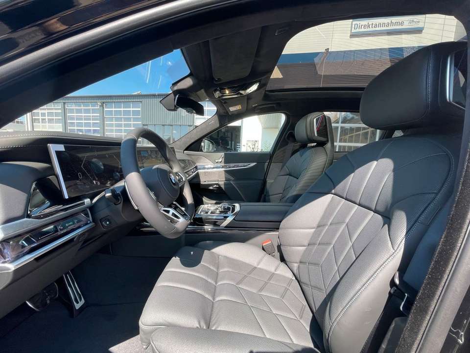 BMW 740 - Imagem 12