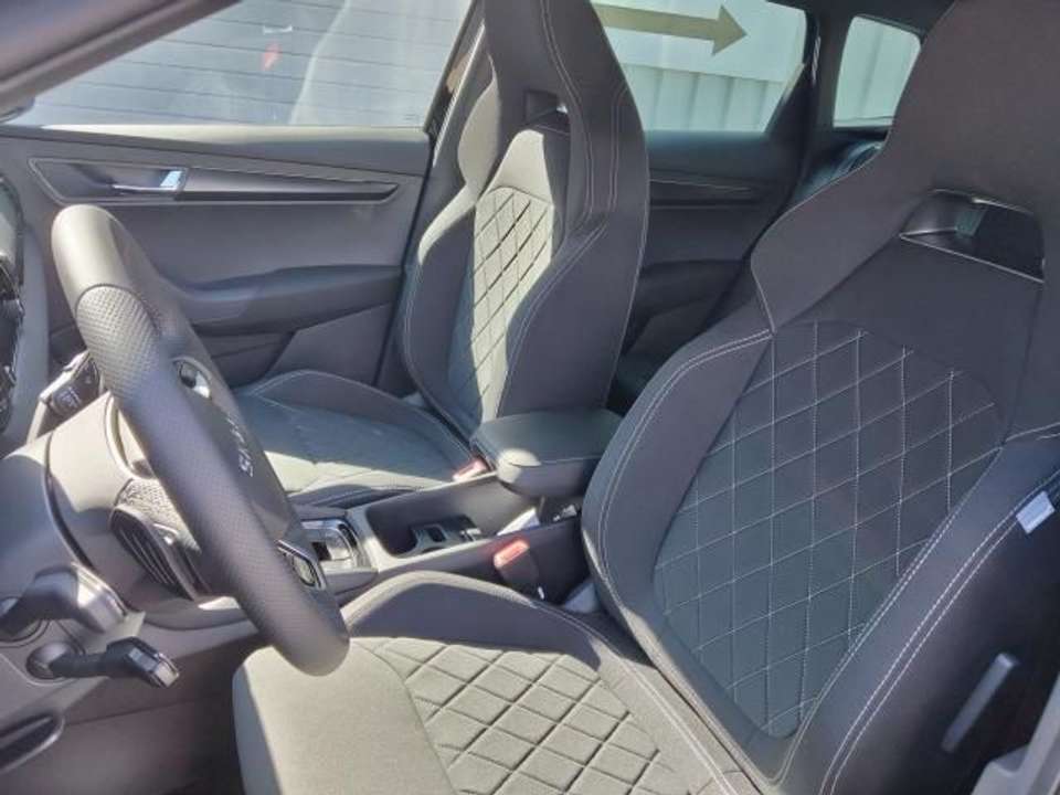 Skoda Karoq - Imagem 9
