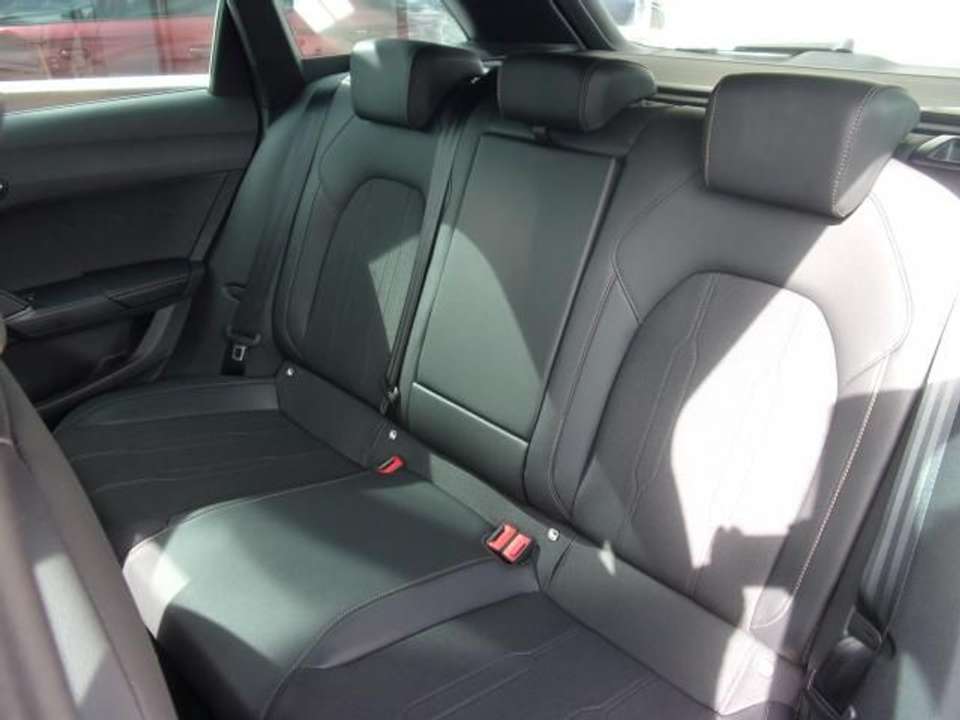 CUPRA Leon - Imagem 13